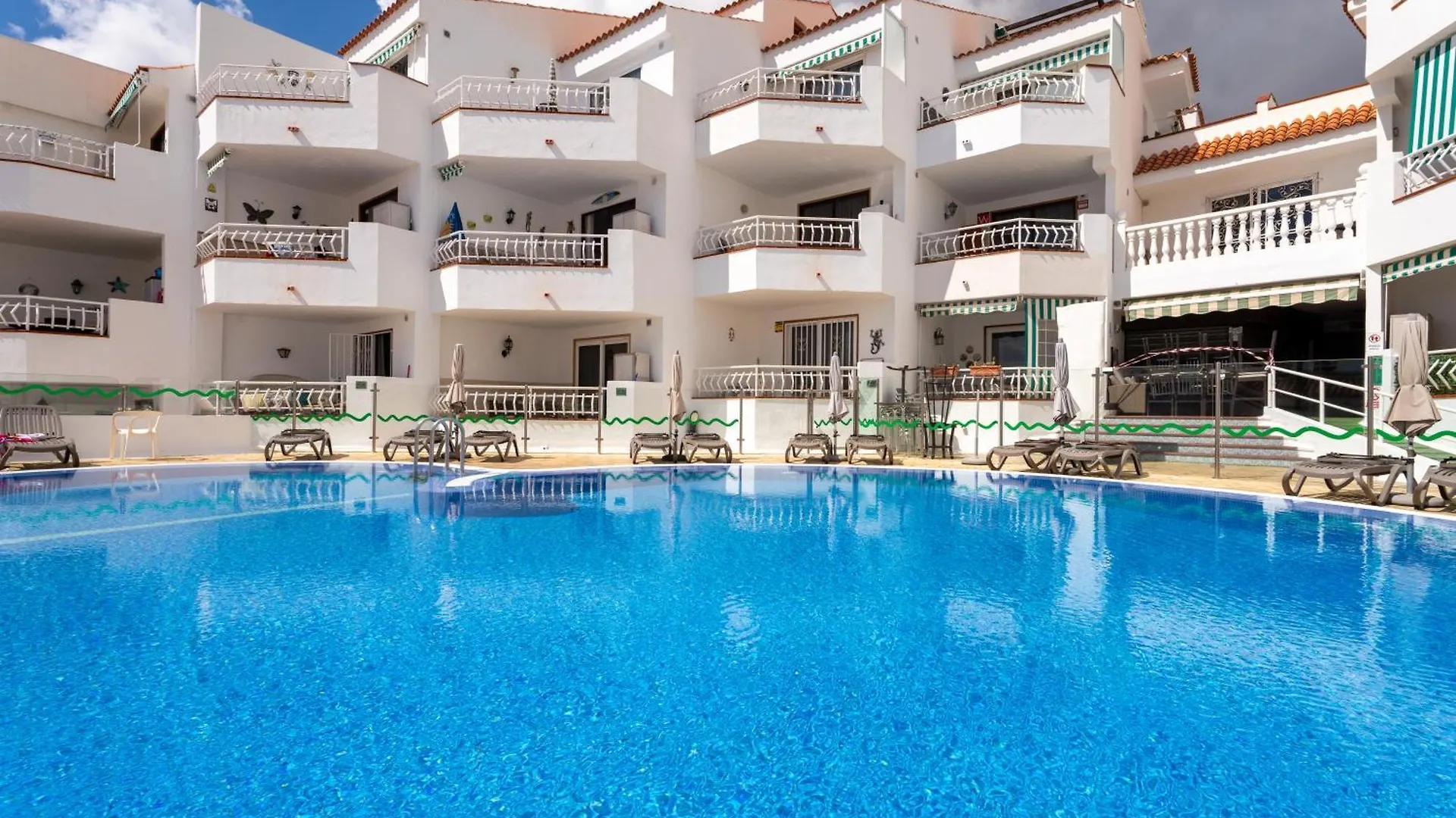 Diamante Azul - Pool & Sea View, Heated Pool Lägenhet Los Cristianos  Spanien